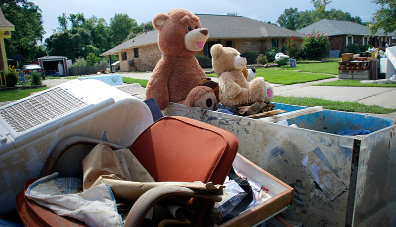 Residents in the Baton Rouge area discard anything that was submerged in flood waters to begin the recovery process. (Photo by Laura Guzman/FEMA)